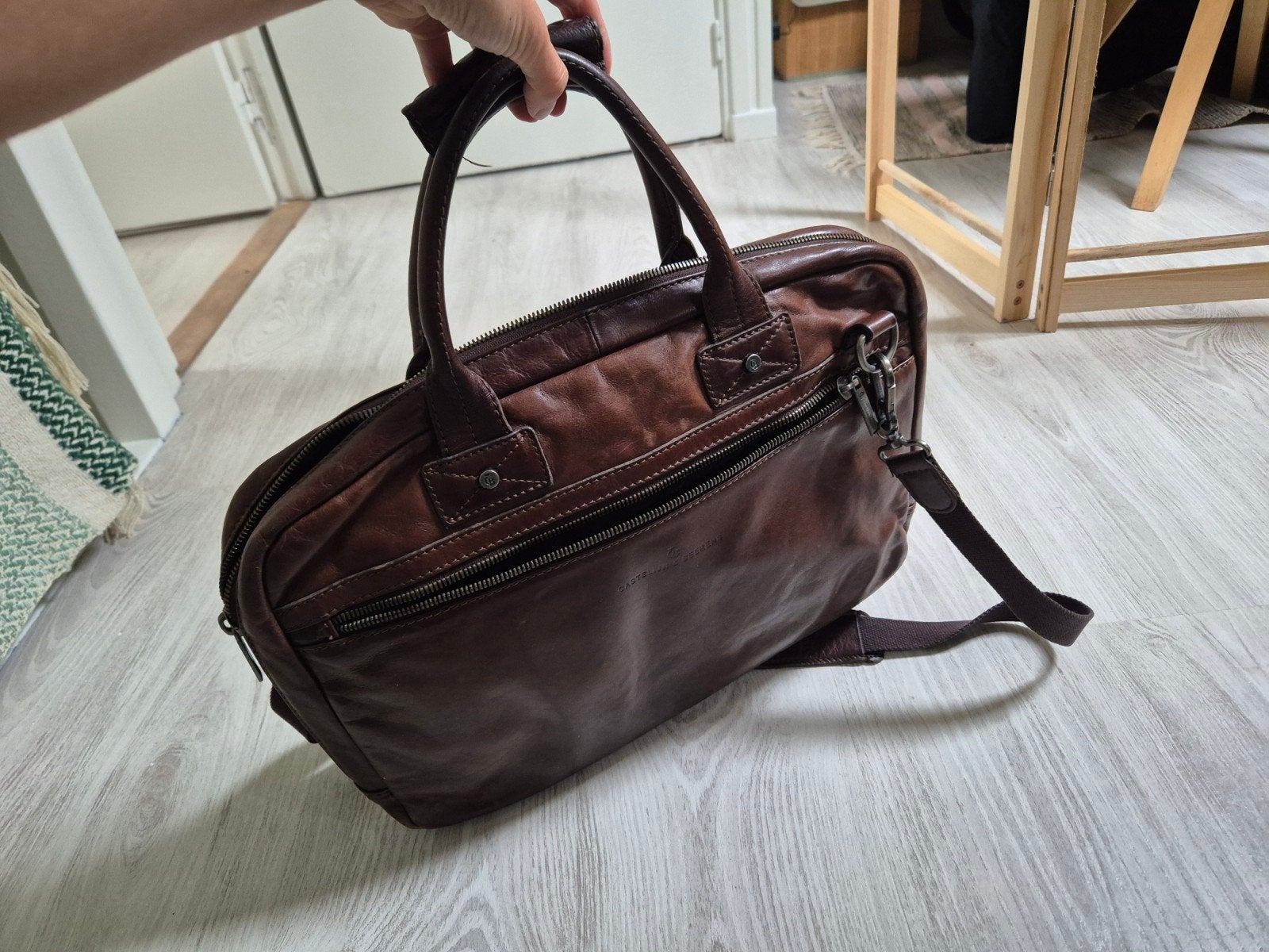 Castelijn en Beerens laptoptas, Ophalen, Zo goed als nieuw, 30 cm of meer, Minder dan 35 cm