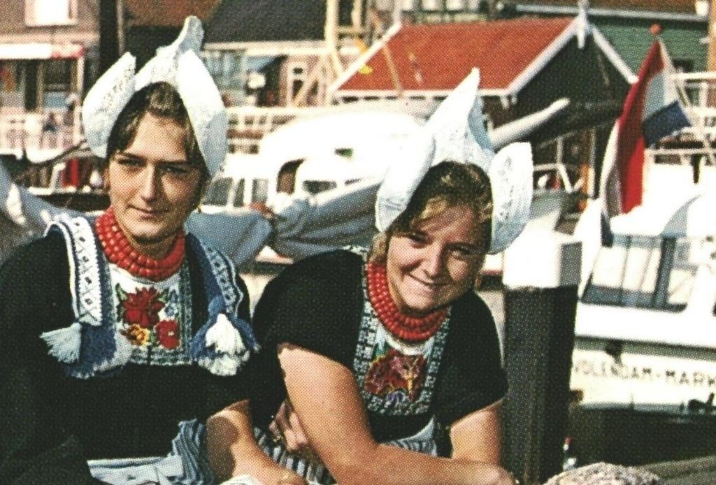 993022 Volendam NH Klederdracht Nette kaart onbeschreven, Ophalen of Verzenden, 1960 tot 1980, Ongelopen, Noord-Holland