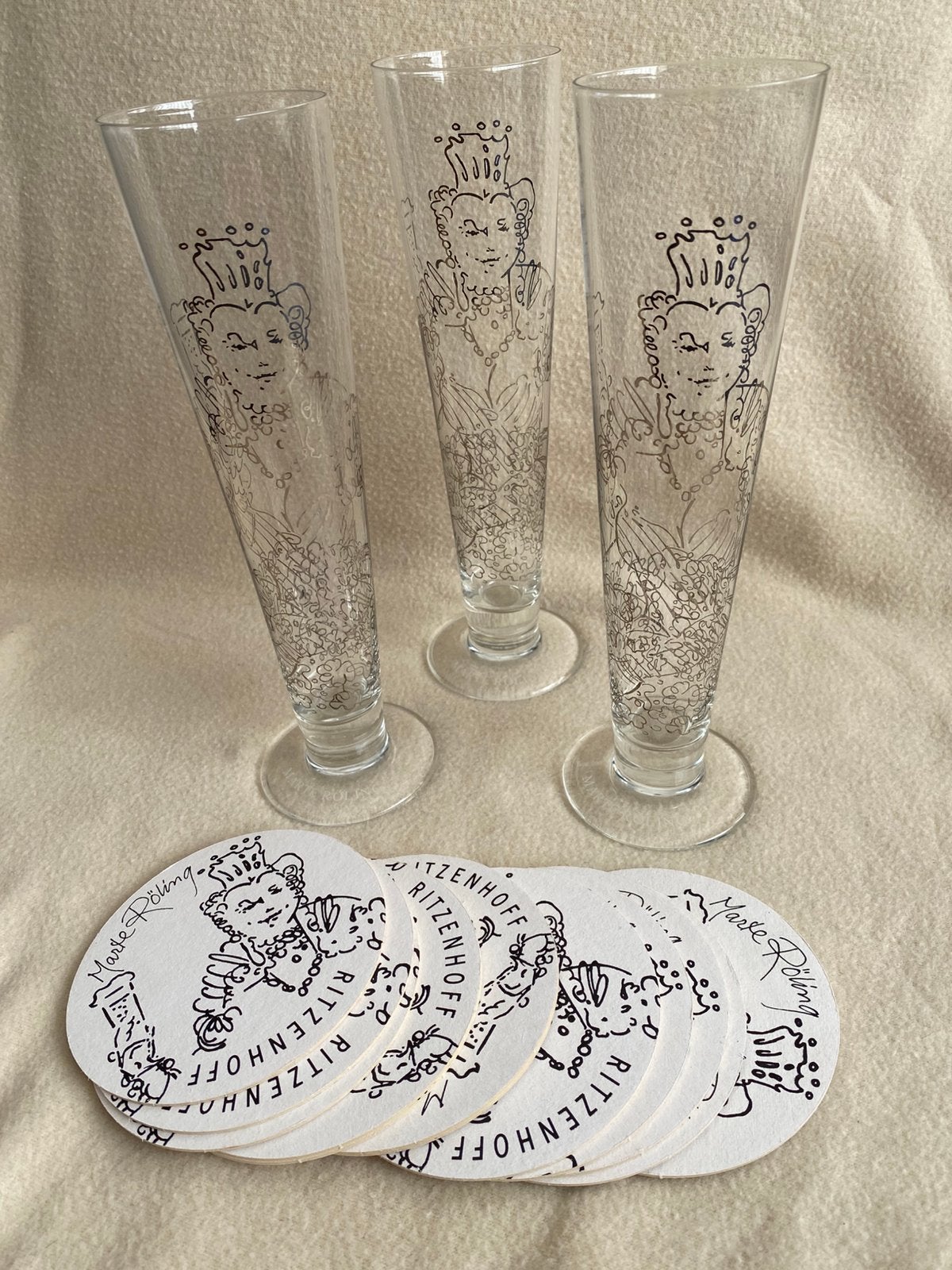 Ritzenhoff 3 bierglazen “Marte Röling” + 12 onderzetters, Verzamelen, Ophalen of Verzenden, Nieuw, Overige typen