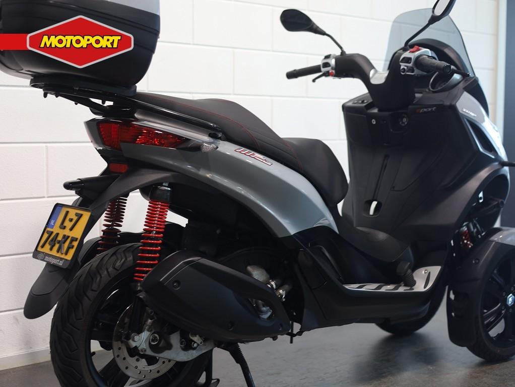 Piaggio MP 3 300 HPE (bj 2021), Motoren, Piaggio & C .s.p.a., Viale Rinaldo Piaggio 25
56025  Pontedera, IT, Bedrijf, Verkoop@piaggio.nl