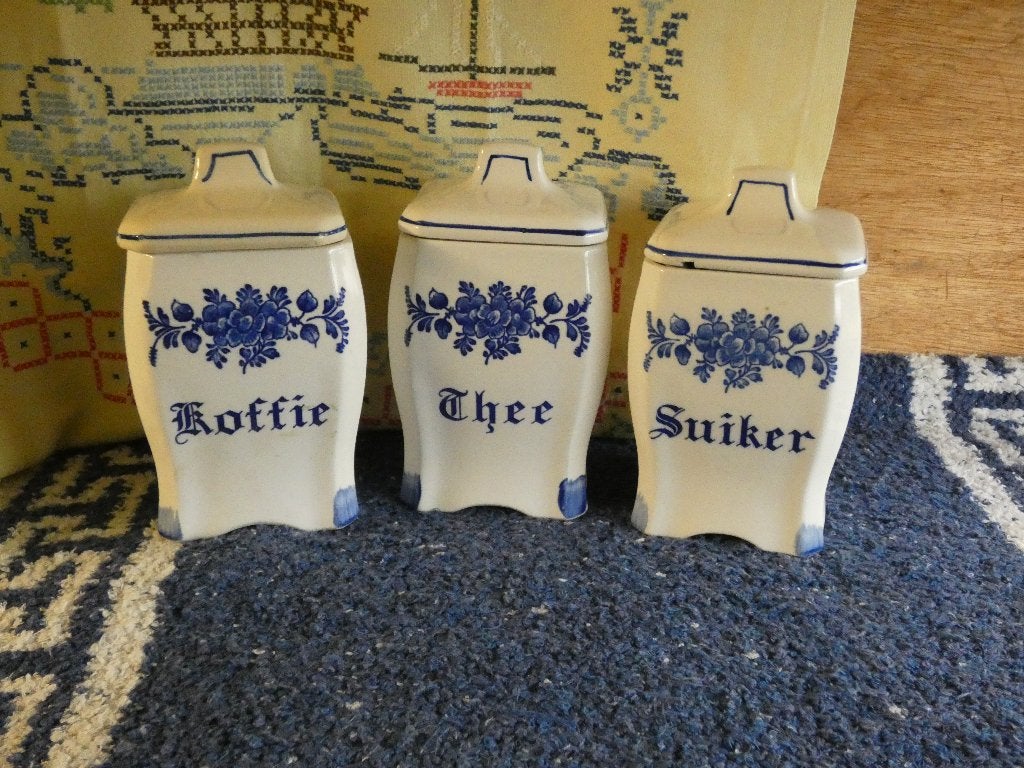porseleinen potjes/ kruidenpotjes/ keukenpotten/ E 5,00 pst., Antiek en Kunst, Ophalen of Verzenden