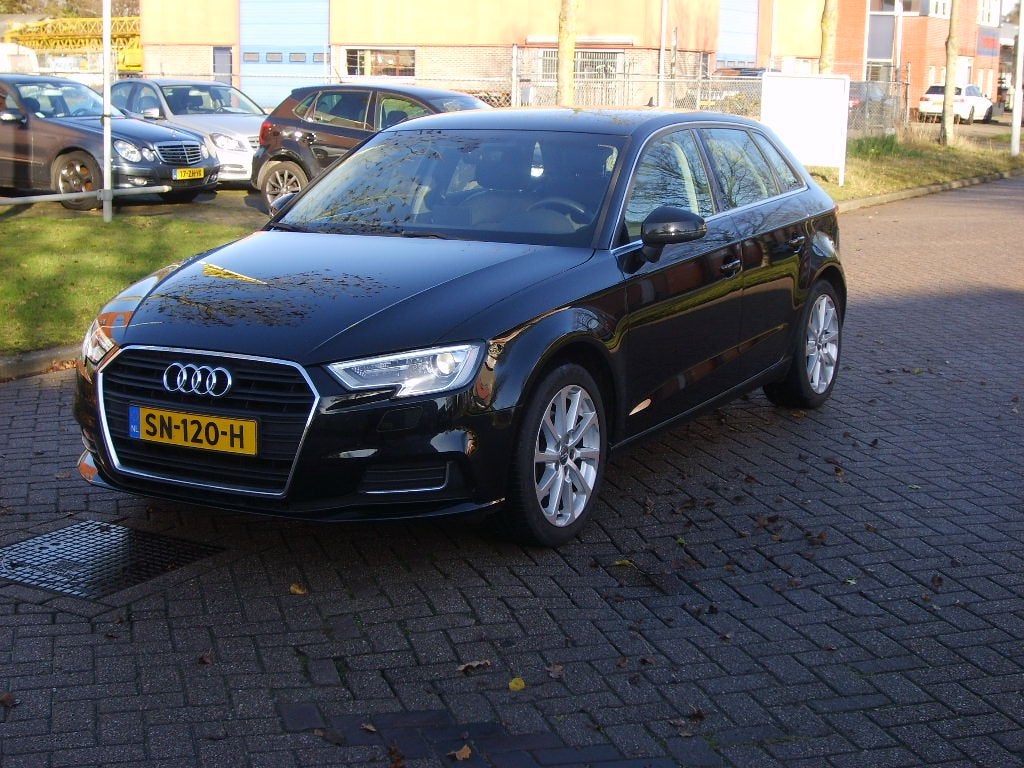 Audi A3 Sportback 1.5 TFSI CoD Design Pro Line (bj 2018), Voorwielaandrijving, Automatische klimaatregeling, Gebruikt, 150 pk