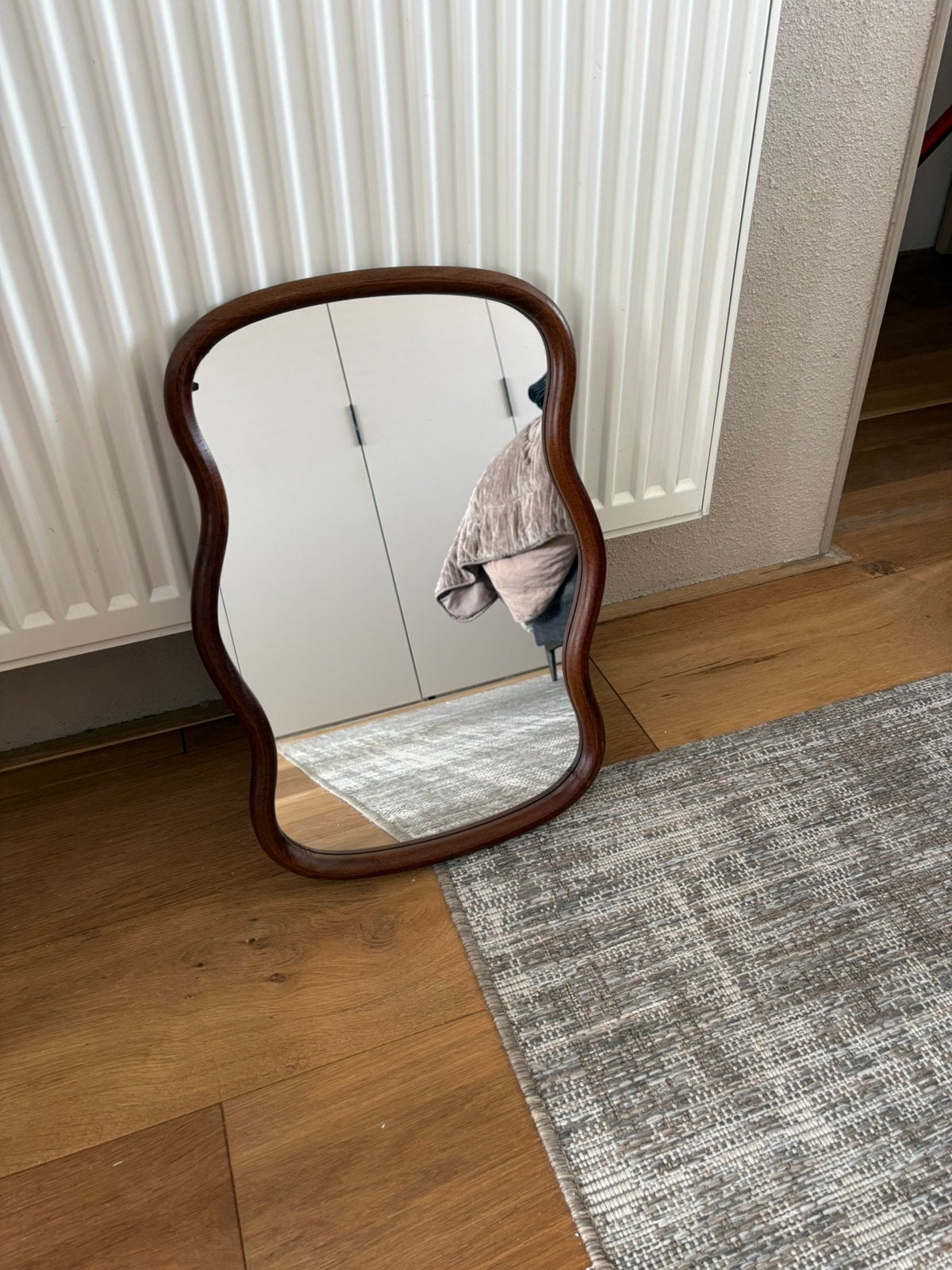 Leuke japandi organische spiegel van ong 35cm hoog, Ophalen, Minder dan 50 cm, Zo goed als nieuw, Minder dan 100 cm