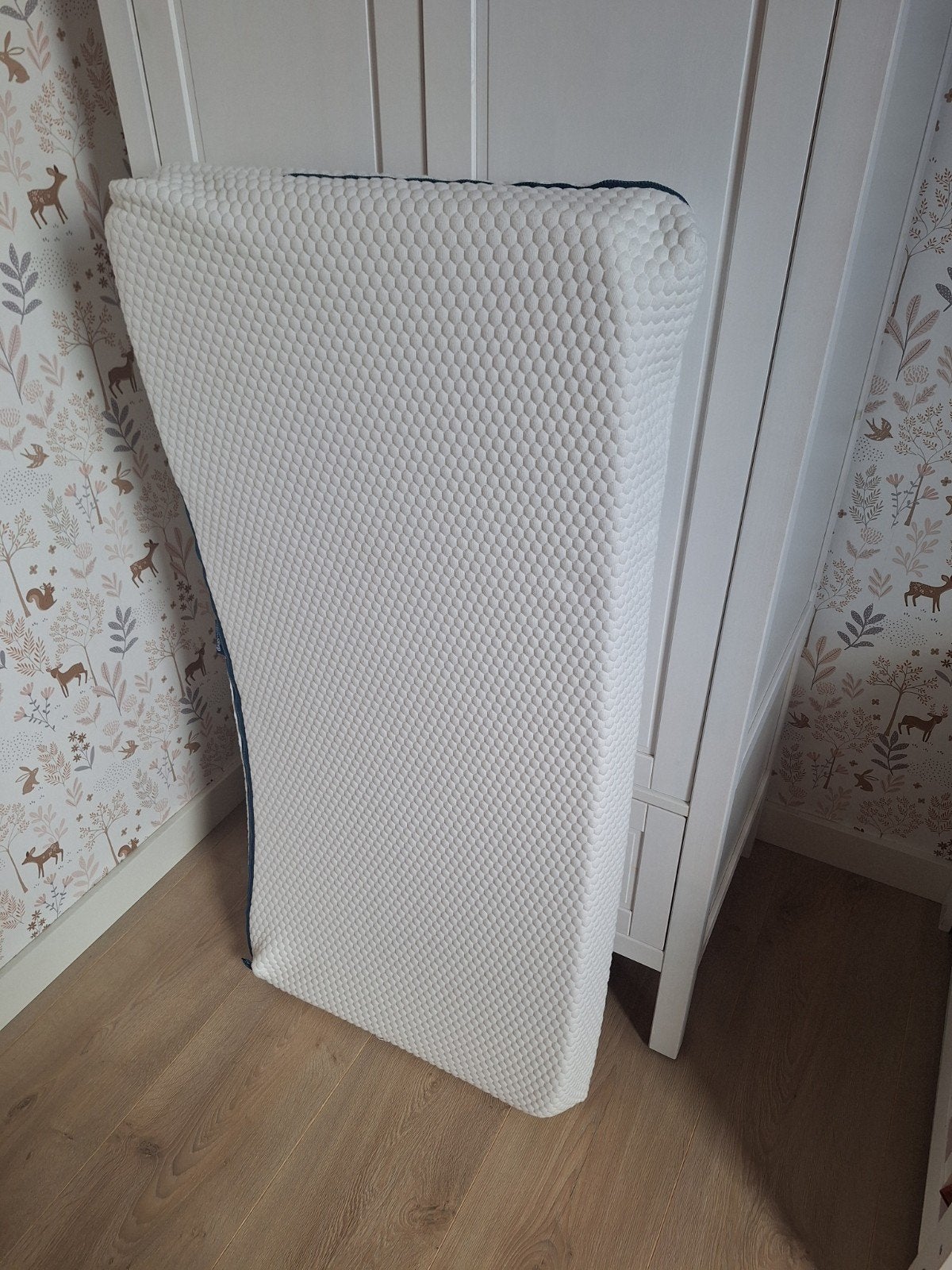 Aerosleep volledige set (matras, beschermer en 2 hoeslakens), Ophalen, Gebruikt