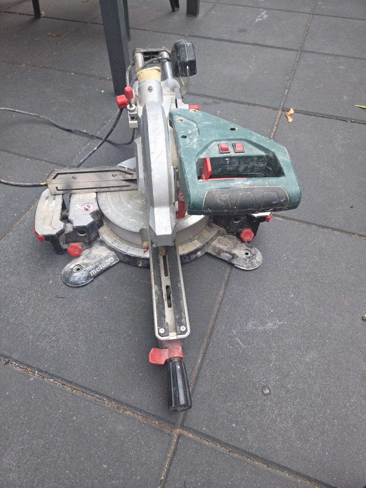 Metabo Afkortzaag - Gebruikt maar functioneel, Gebruikt, Ophalen of Verzenden, Afkortzaag, 30 tot 70 mm