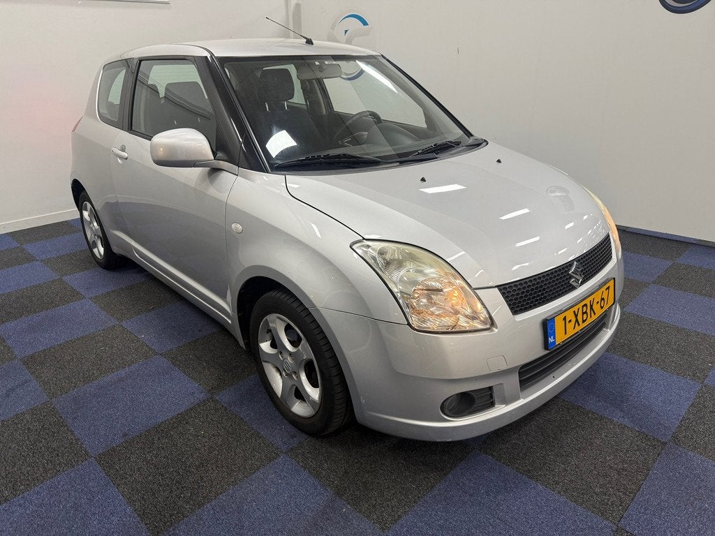 Suzuki Swift 1.3 Comfort / AIRCO / RIJDT SCHAKELT GOED / NET, Gebruikt, 31 €/maand, 400 kg, Elektrische ramen