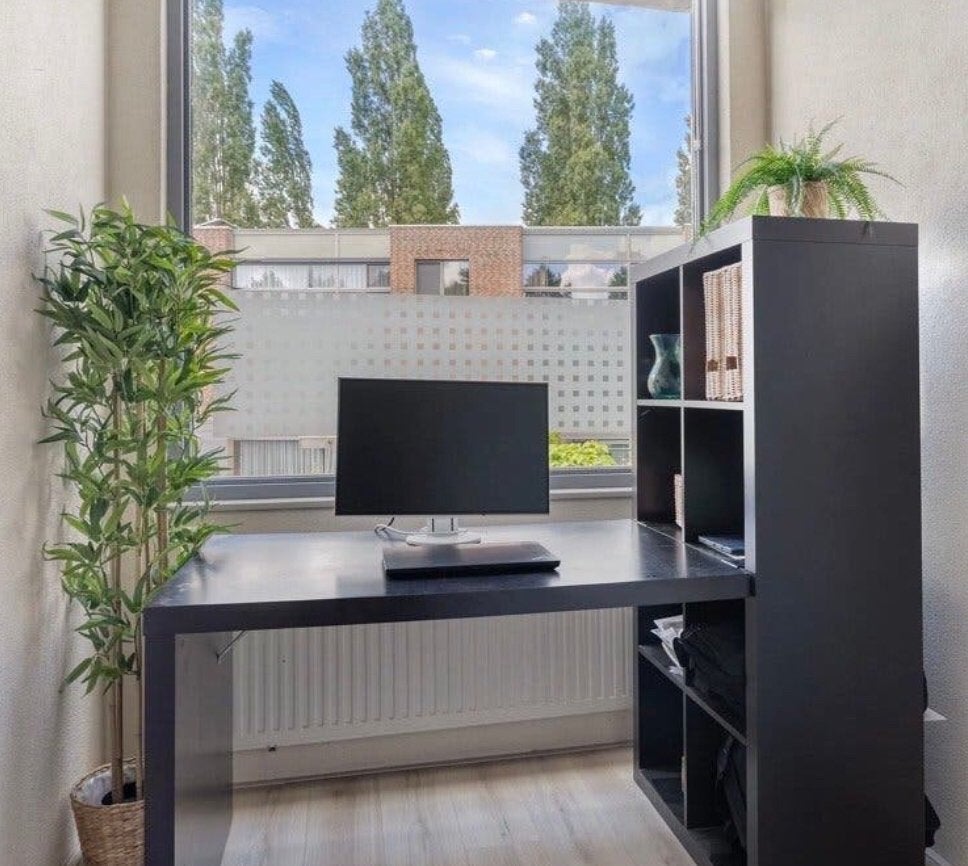 Bureau voor kallax kast ikea zwart nerf, Huis en Inrichting, Bureaus, Ophalen, Gebruikt, Spaanplaat of MDF, Schoolbureau