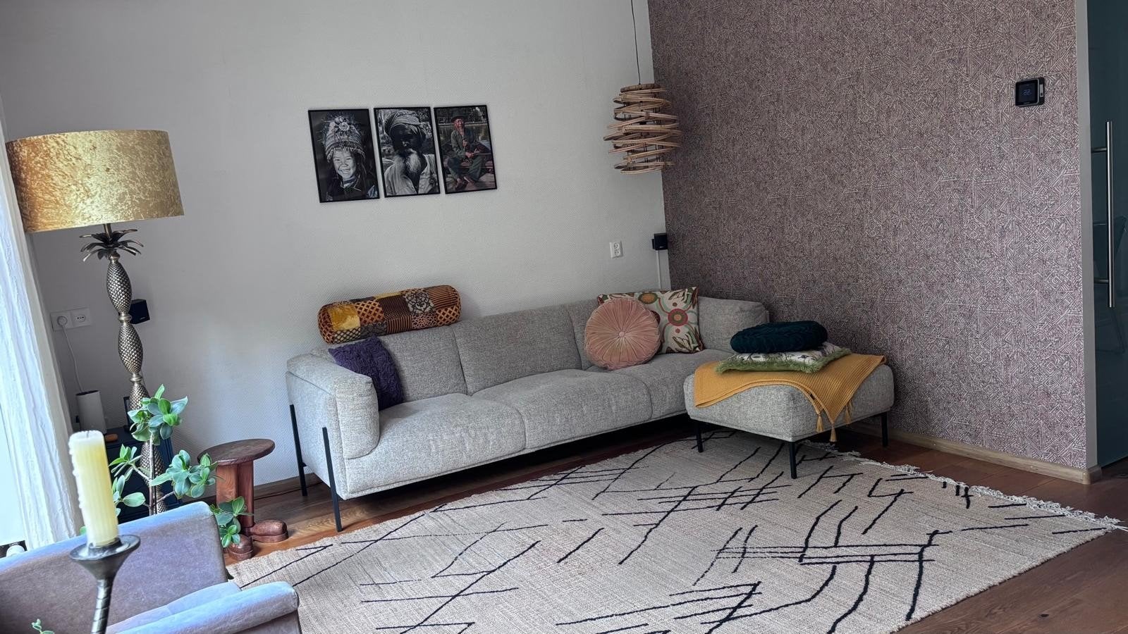Moderne Hocker/Voetenbank - Zo goed als nieuw, Ophalen, Zo goed als nieuw, Metaal, Modern