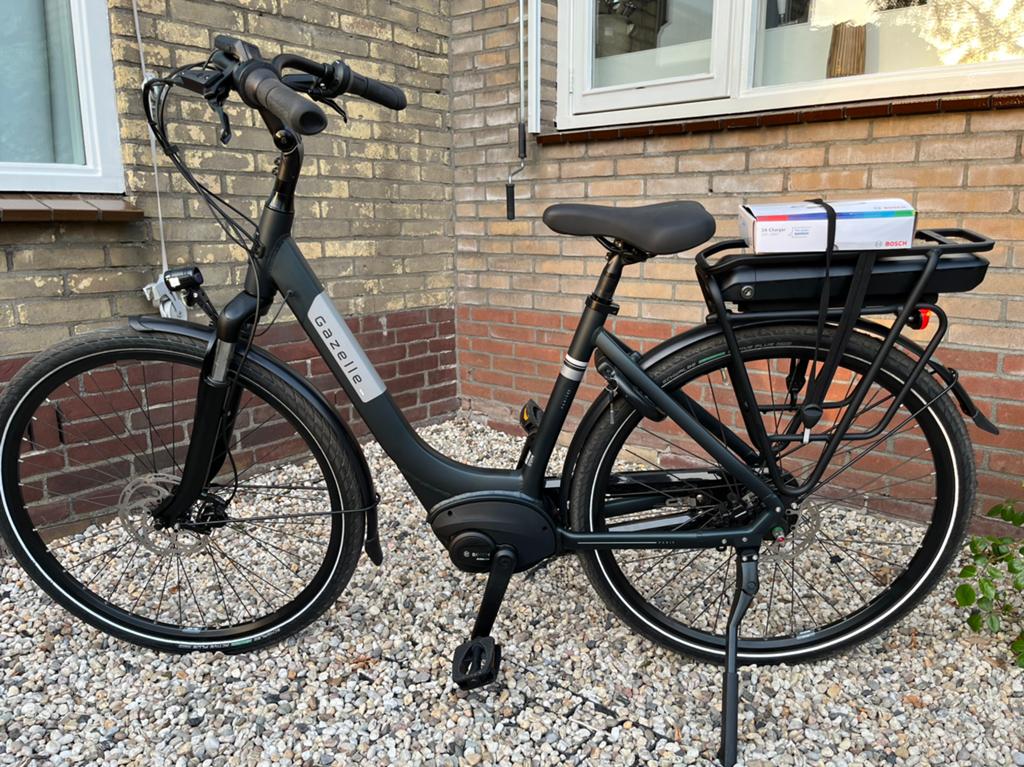 Vrijwel nieuwe Gazelle Paris C7 HMB elektrische damesfiets, Ophalen of Verzenden, Zo goed als nieuw, 47 tot 51 cm, 50 km per accu of meer