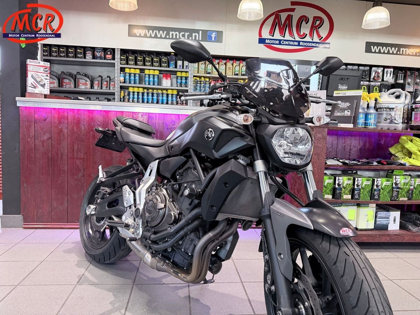 YAMAHA MT 07 ABS (bj 2014) Akrapovic MT07, 2 cilinders, Motorrijbewijs A, Onbekend, Meer dan 35 kW