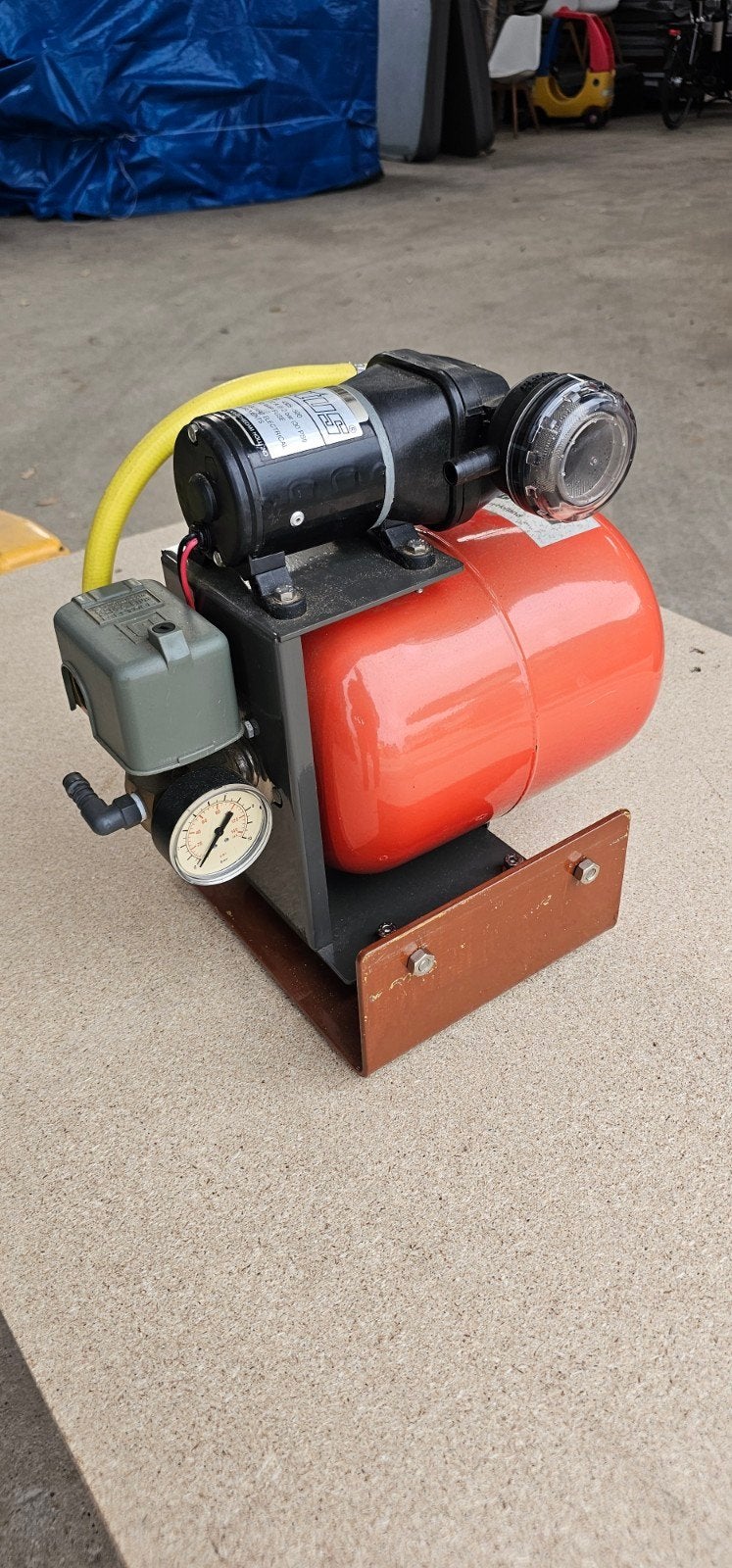 Vetus Hydrofoor waterdruksysteem 4305-500 12V, Ophalen, Zo goed als nieuw, Motor en Techniek, Zeilboot of Motorboot