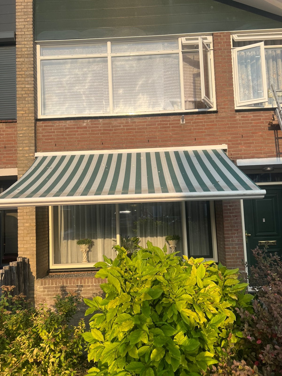Zonnescherm 3.5 elektrische, 150 tot 300 cm, Ophalen, Zo goed als nieuw, Knikarmscherm