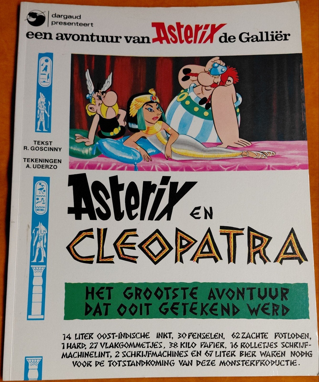 Asterix en Cleopatra - Een avontuur van Asterix de Galliër, Eén stripboek, Ophalen of Verzenden, Gelezen