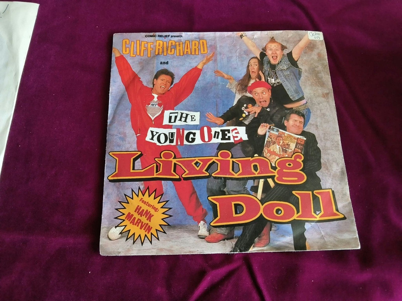 Cliff Richard & The Young Ones - Living Doll 7 inch vinyl, Gebruikt, Pop, 7 inch, Ophalen of Verzenden