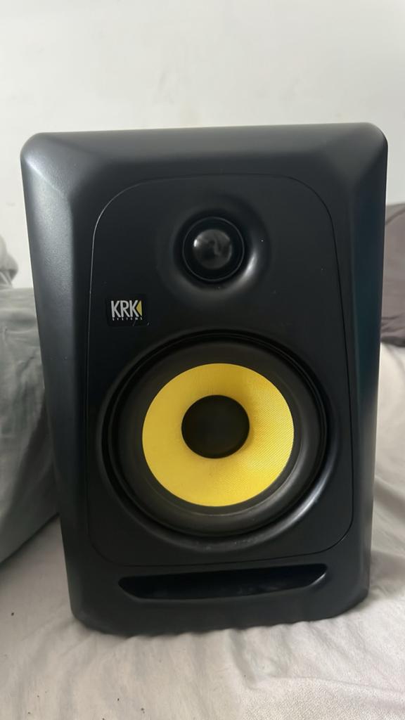 KRK box, Ophalen, Zo goed als nieuw, Minder dan 500 watt, Monitor(versterker)