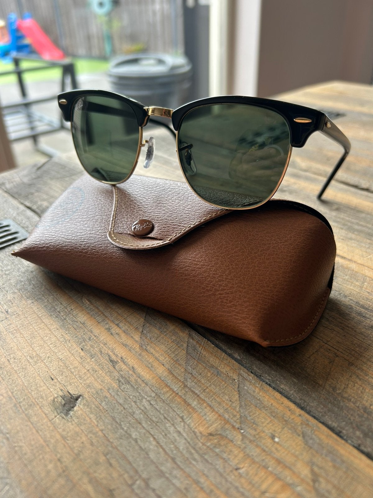 Te Koop Ray-Ban Clubmaster Zonnebril (ZGAN/2x gedragen), Ophalen, Zo goed als nieuw, Ray-Ban