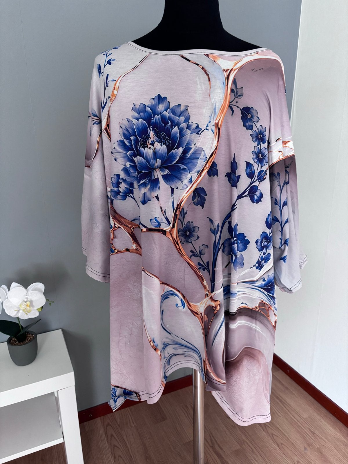 Nieuwe Plussize Tuniek met Bloemenprint, Ophalen of Verzenden, Nieuw, Meerkleurig, Blouse of Tuniek