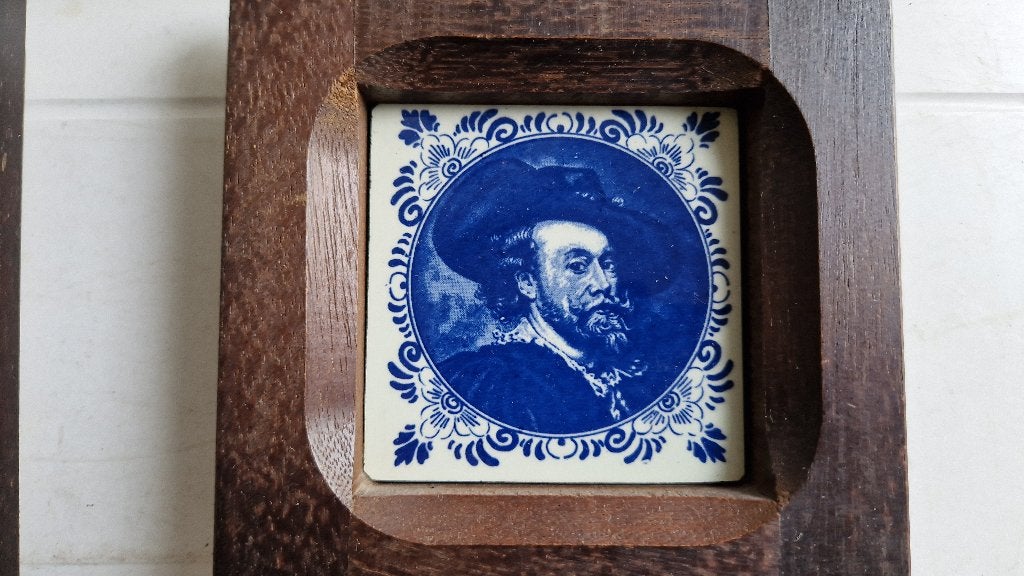 4 oude tegeltjes, Ophalen of Verzenden