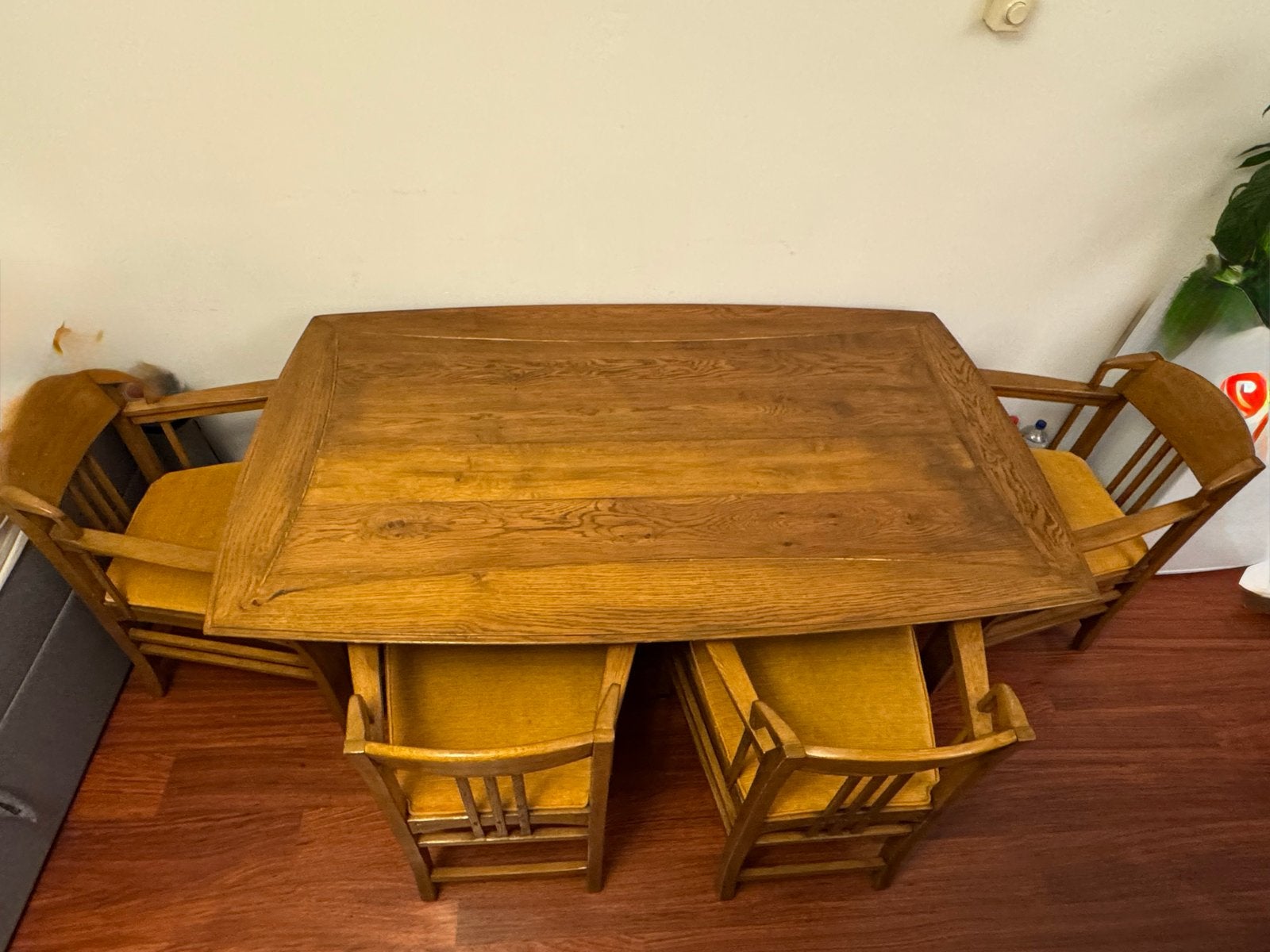 Schuitema Jugendstil eikenhouten eettafel met 4 stoelen, Ophalen, Gebruikt, 4 tot 6 stoelen