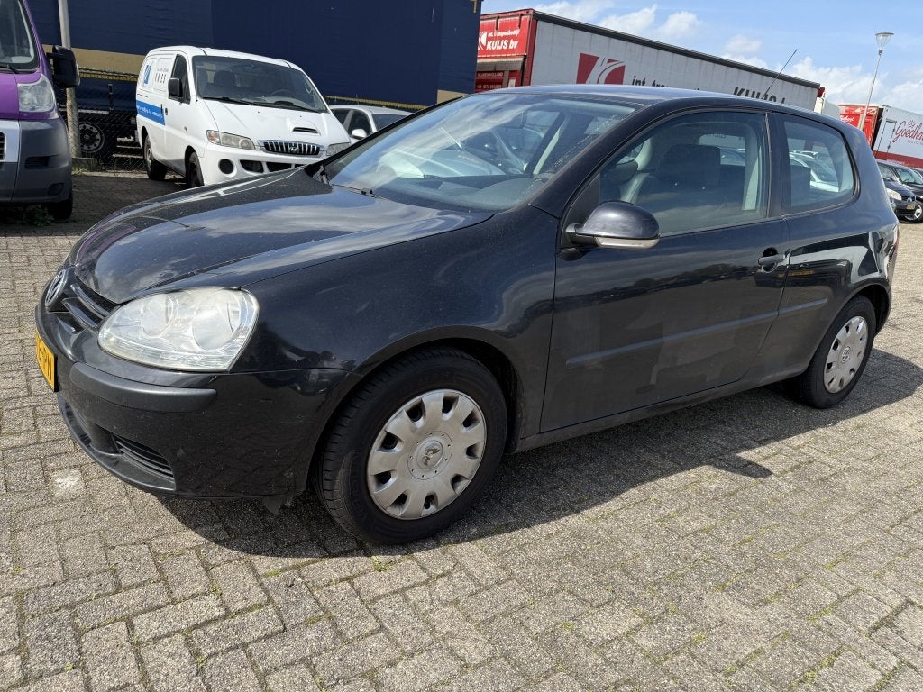 Volkswagen Golf 1.4 Turijn 2006 APK 7-26 AIRCO (bj 2006), Auto's, Volkswagen, Voorwielaandrijving, Stof, Gebruikt, Metallic lak