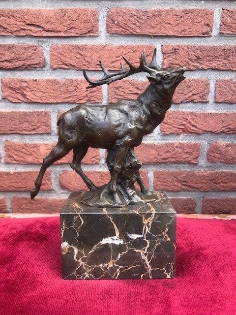 prachtig bronzen beeld van een edelhert, Ophalen of Verzenden, Gemerkt, Brons, Beeld