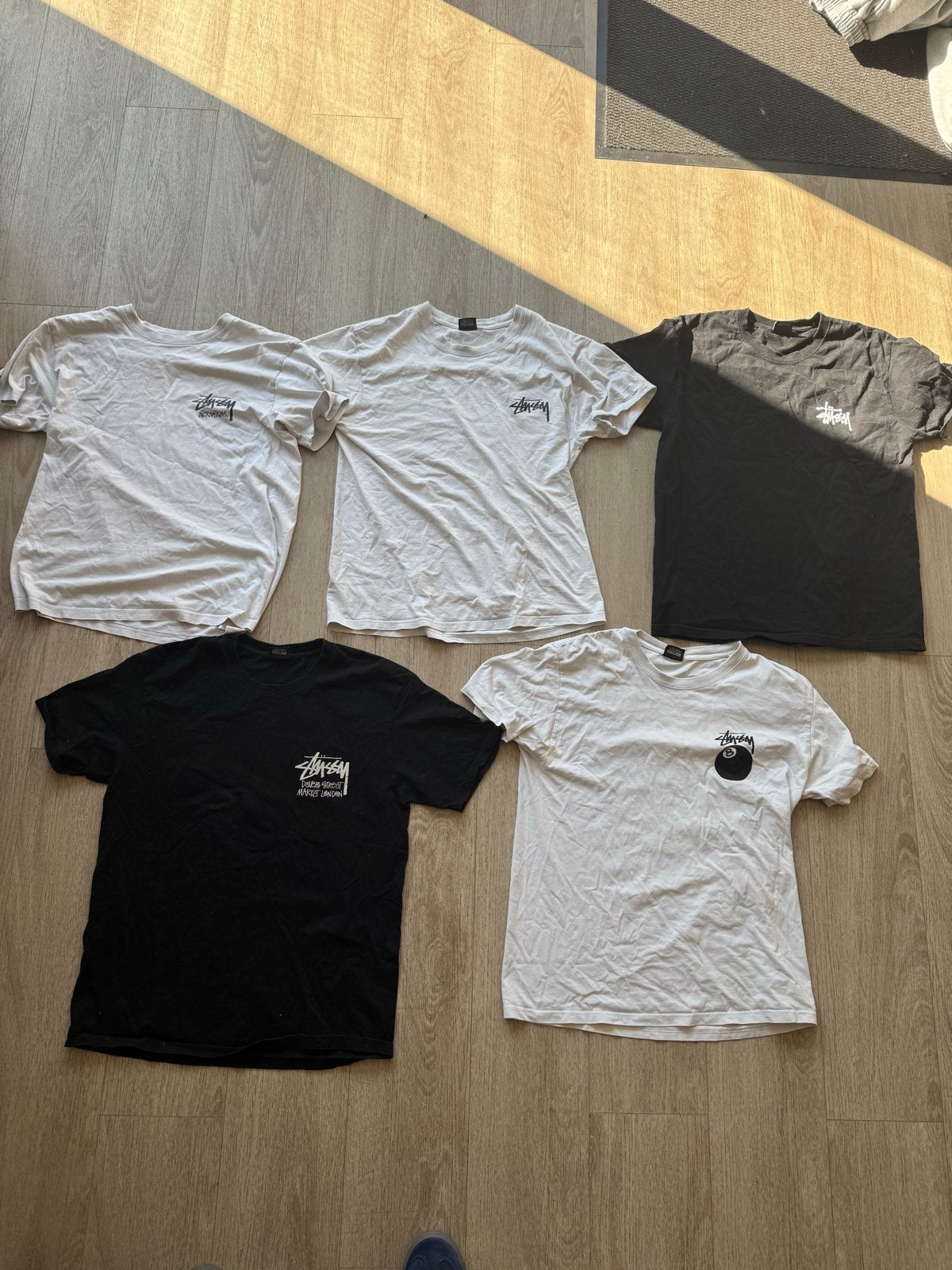 Stussy T-shirts - Diverse kleuren en maten, Ophalen of Verzenden, Gedragen, Overige maten, Meerkleurig