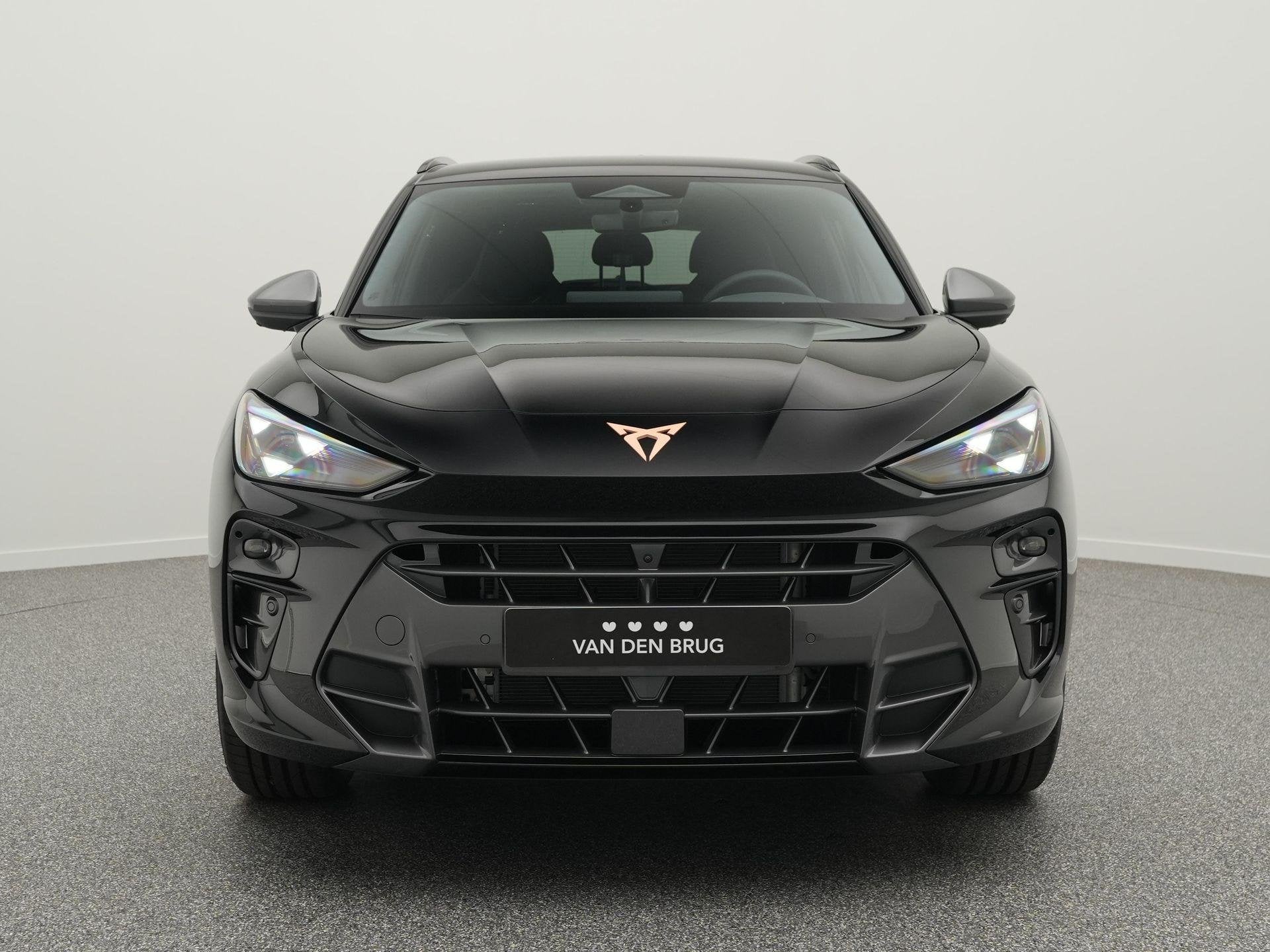 CUPRA Terramar 1.5 TSI e-Hybrid 204PK | SennHeiser Audio | 3, Auto's, 1798 kg, 4 cilinders, 150 min, Alcantara