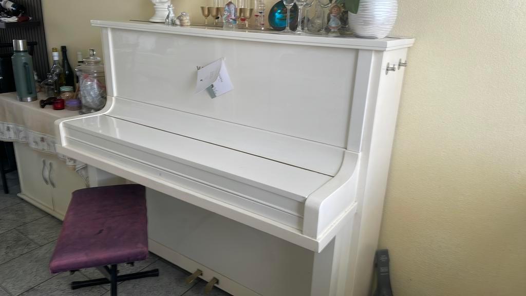 Wit piano, Muziek en Instrumenten, Piano's, Gebruikt, Wit, Overige typen, Ophalen of Verzenden