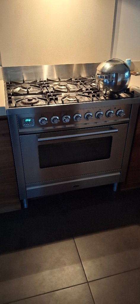 Boretti gasfornuis 6 pits met oven, Witgoed en Apparatuur, Ophalen, Gebruikt, 60 cm of meer, Gas