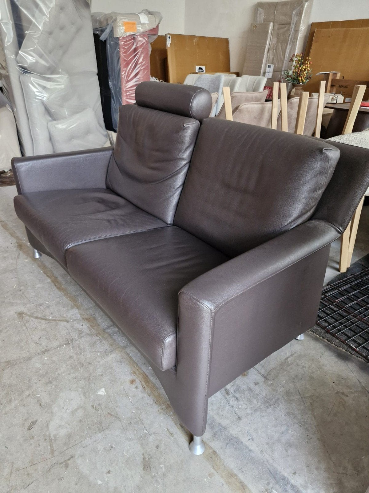 Leolux Paian comfortabele tweepersoonsbank van bruin leer, Ophalen, Gebruikt, 150 tot 200 cm, Tweepersoons