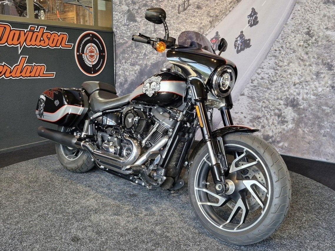 Harley-Davidson FLSB SPORT GLIDE (bj 2021), Motoren, Laan van Vredenoord 33
2289 DA  RIJSWIJK, NL, Overig, Sales@harleydavidsonrotterdam.nl