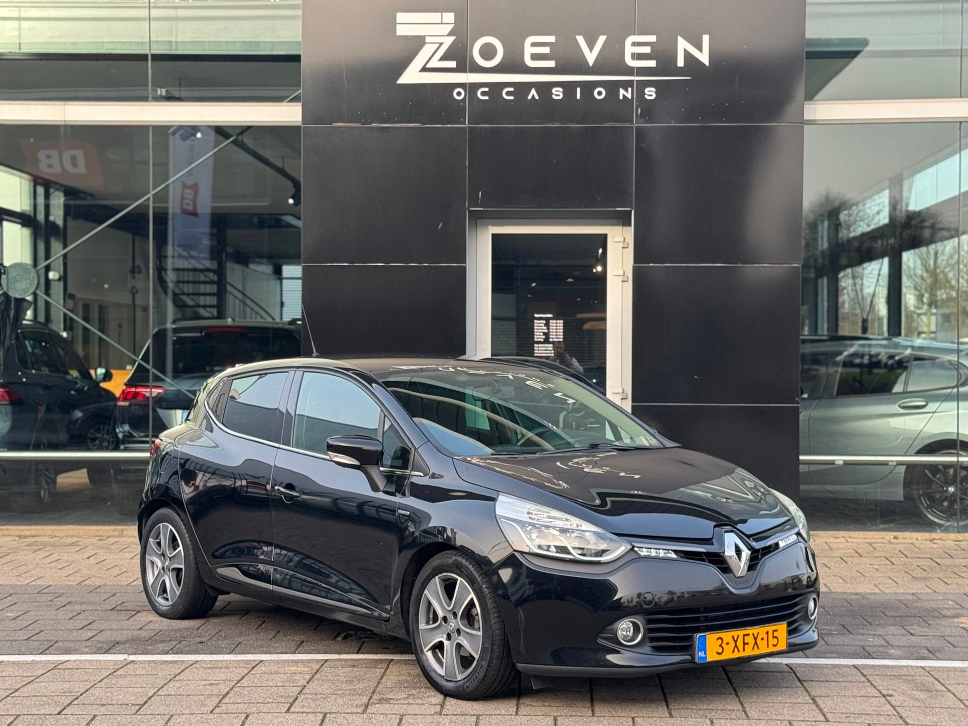 Renault Clio 0.9 TCe ECO Night&Day, Stof, Zwart, 540 kg, Zwart