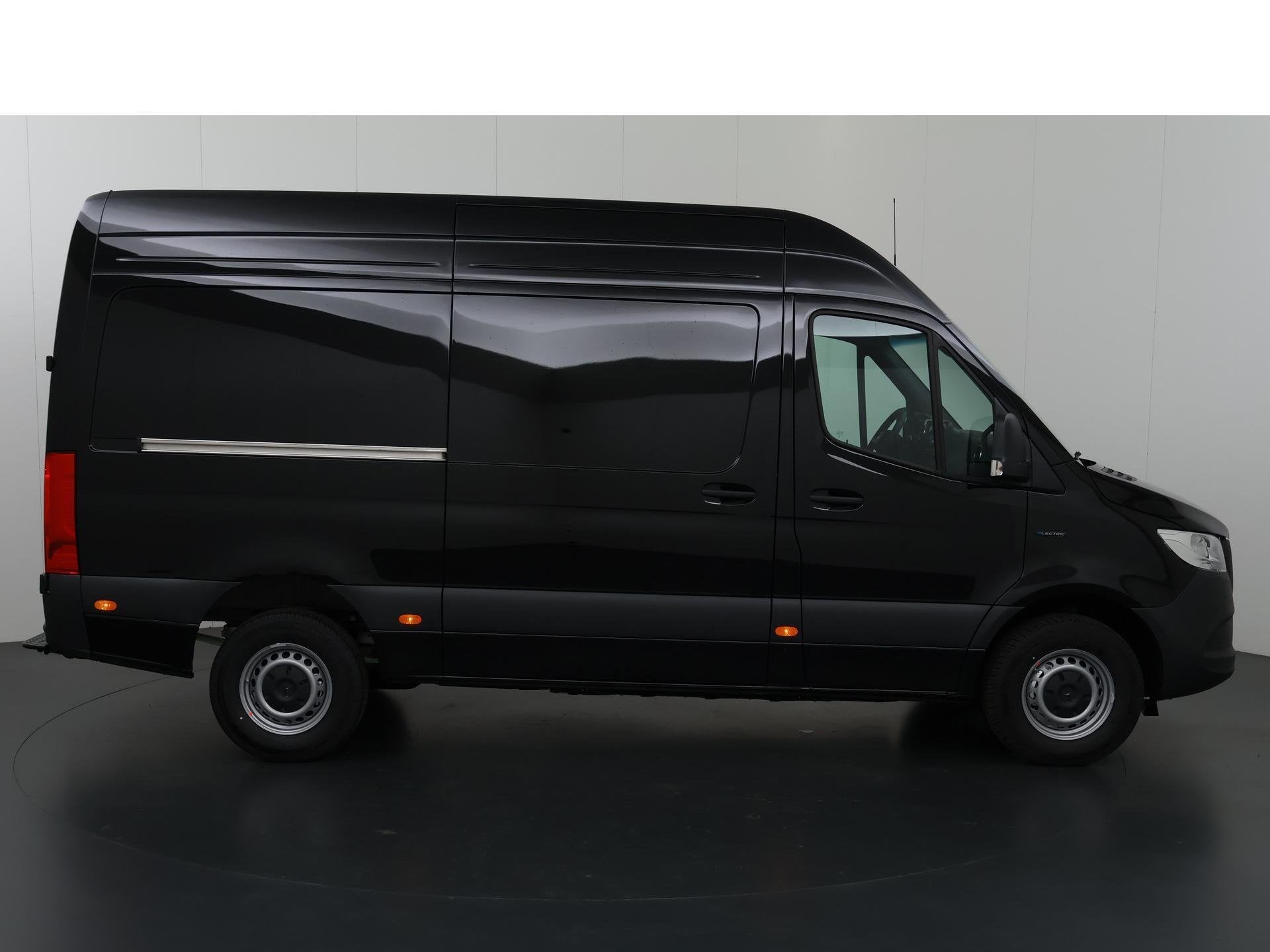Mercedes-Benz eSprinter 414 GB L2 H2 PRO | 81 kWh | 4250 GVW, Auto's, 81 kWh, Zwart, Zwart, Mercedes-Benz