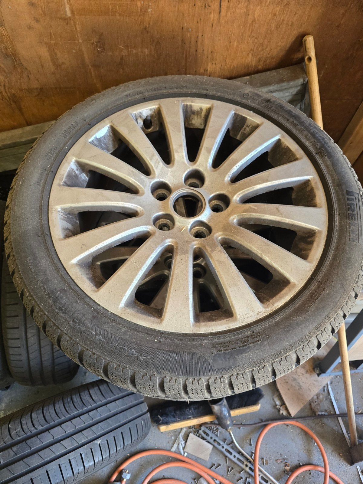 Pirelli Sottozero Winterbanden met Velgen 225/45 R18, Auto-onderdelen, Banden en Velgen, Ophalen, 18 inch, Gebruikt, Banden en Velgen