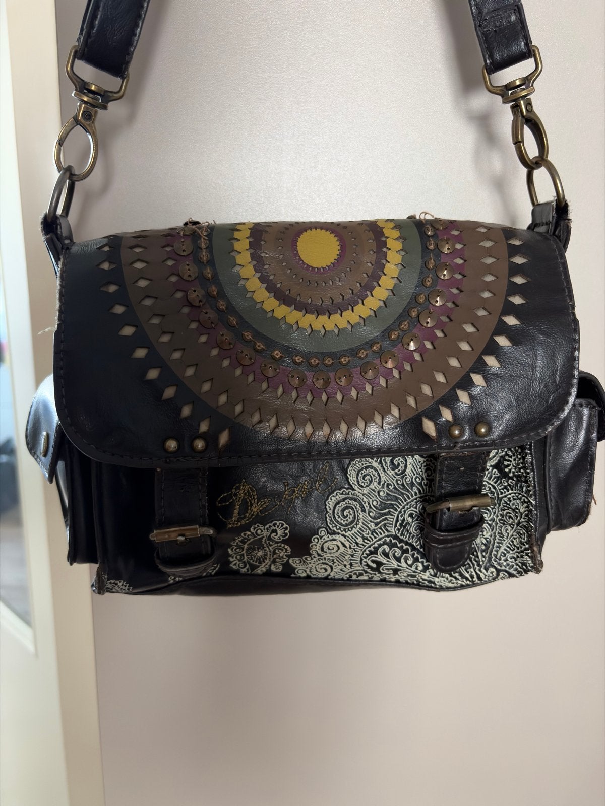 Desigual schoudertas met kleurrijk patroon, Ophalen of Verzenden, Gebruikt, Zwart, Schoudertasje