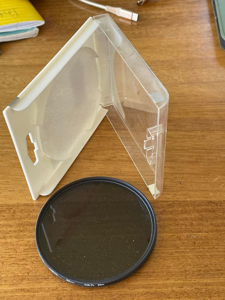 Hoya Hoya Circulair Polarisatiefilter Slim 82mm, Ophalen of Verzenden, Zo goed als nieuw, Polarisatiefilter