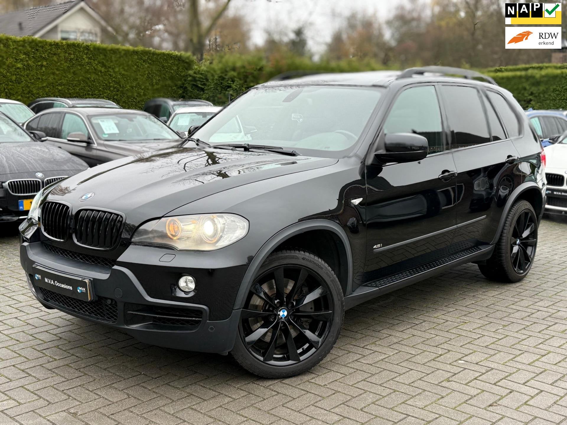 BMW X5 XDrive48i High Executive|Black On Black|Head Up|Navig, Auto's, Automatische klimaatregeling, Gebruikt, 138 €/maand, 4799 cc