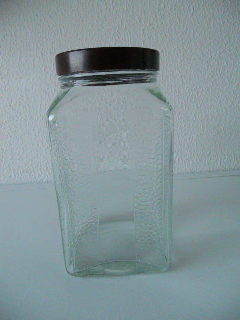 Oude voorraadpot met donkerrood/bruin deksel, Ophalen of Verzenden