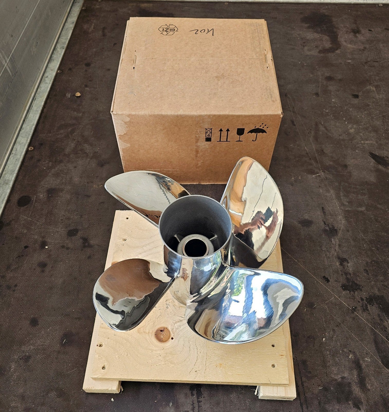 4 blad Propeller 19 Pitch RVS propeller Schroef, Ophalen of Verzenden, Motor en Techniek