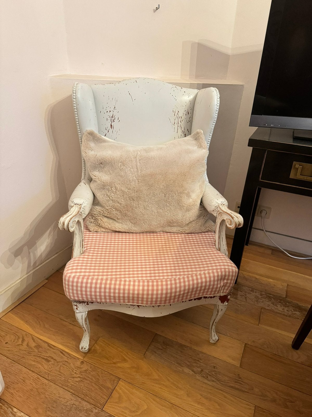 Brocante fauteuil wit, Ophalen, Gebruikt, 75 tot 100 cm, 50 tot 75 cm