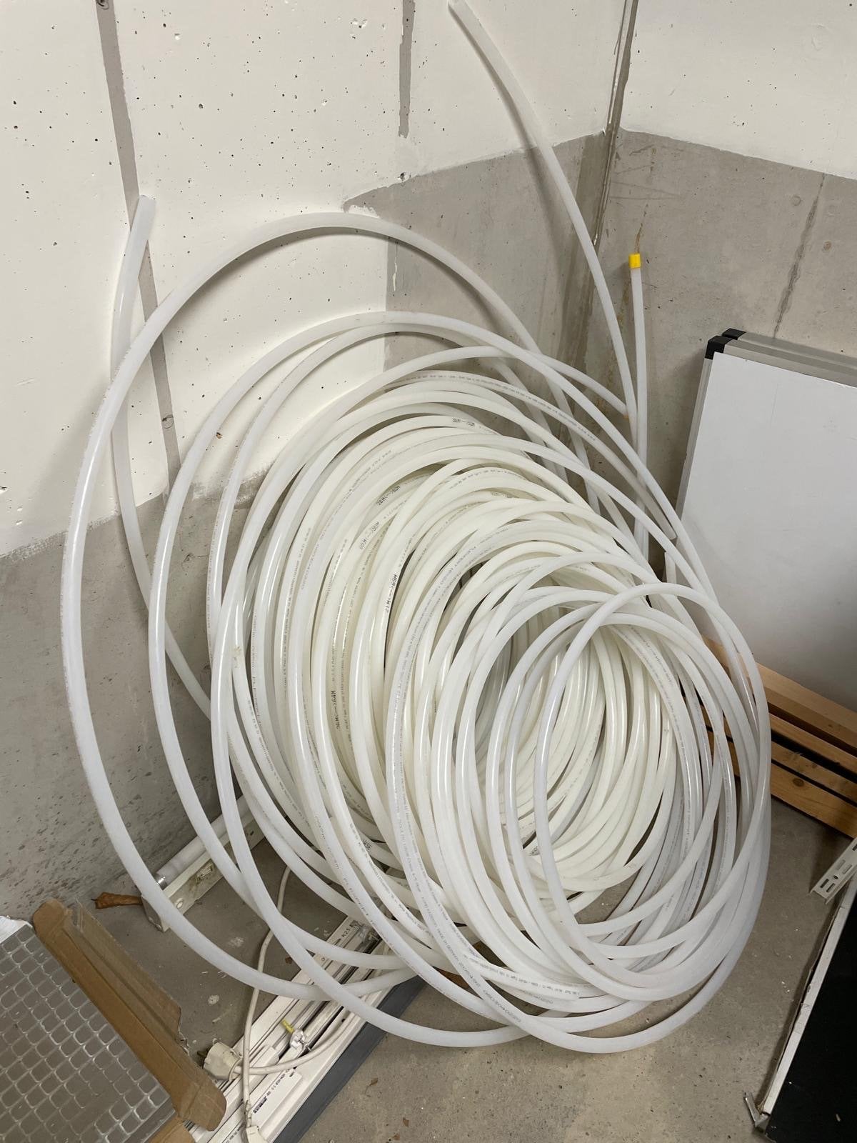 Vloerverwarmingsbuizen -  Gratis af te halen, Doe-het-zelf en Verbouw, Verwarming en Radiatoren, Ophalen, Minder dan 30 cm, Overige typen