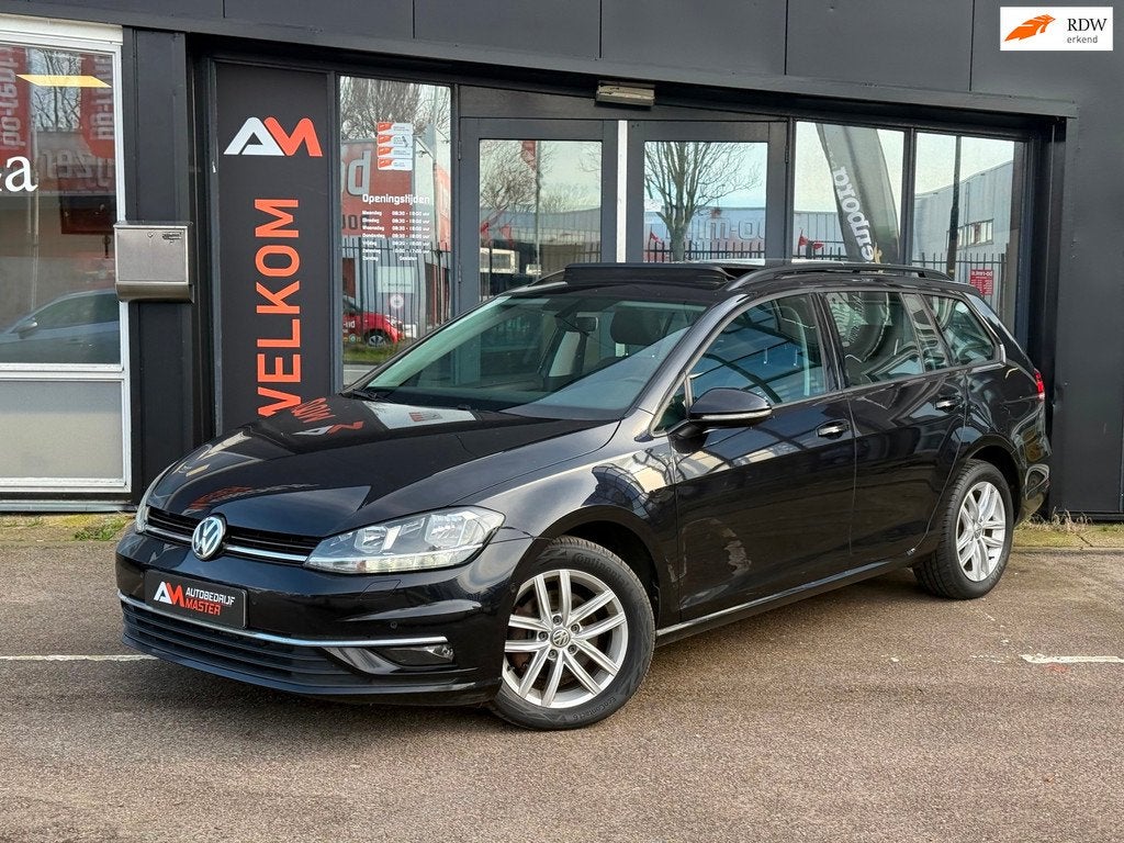 Volkswagen Golf Variant 1.6 TDI Business | Pano | ACC | Airc, Auto's, Gebruikt, Euro 6, 4 cilinders, 116 pk