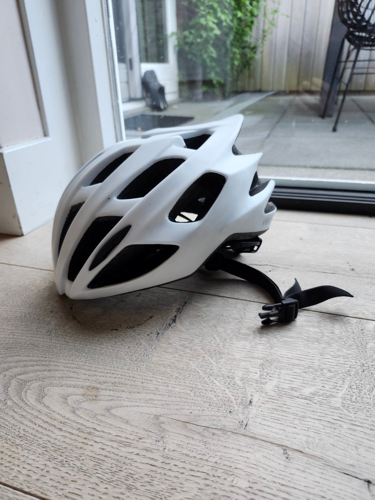 AGU fietshelm, Ophalen of Verzenden, Zo goed als nieuw, Heer of Dame