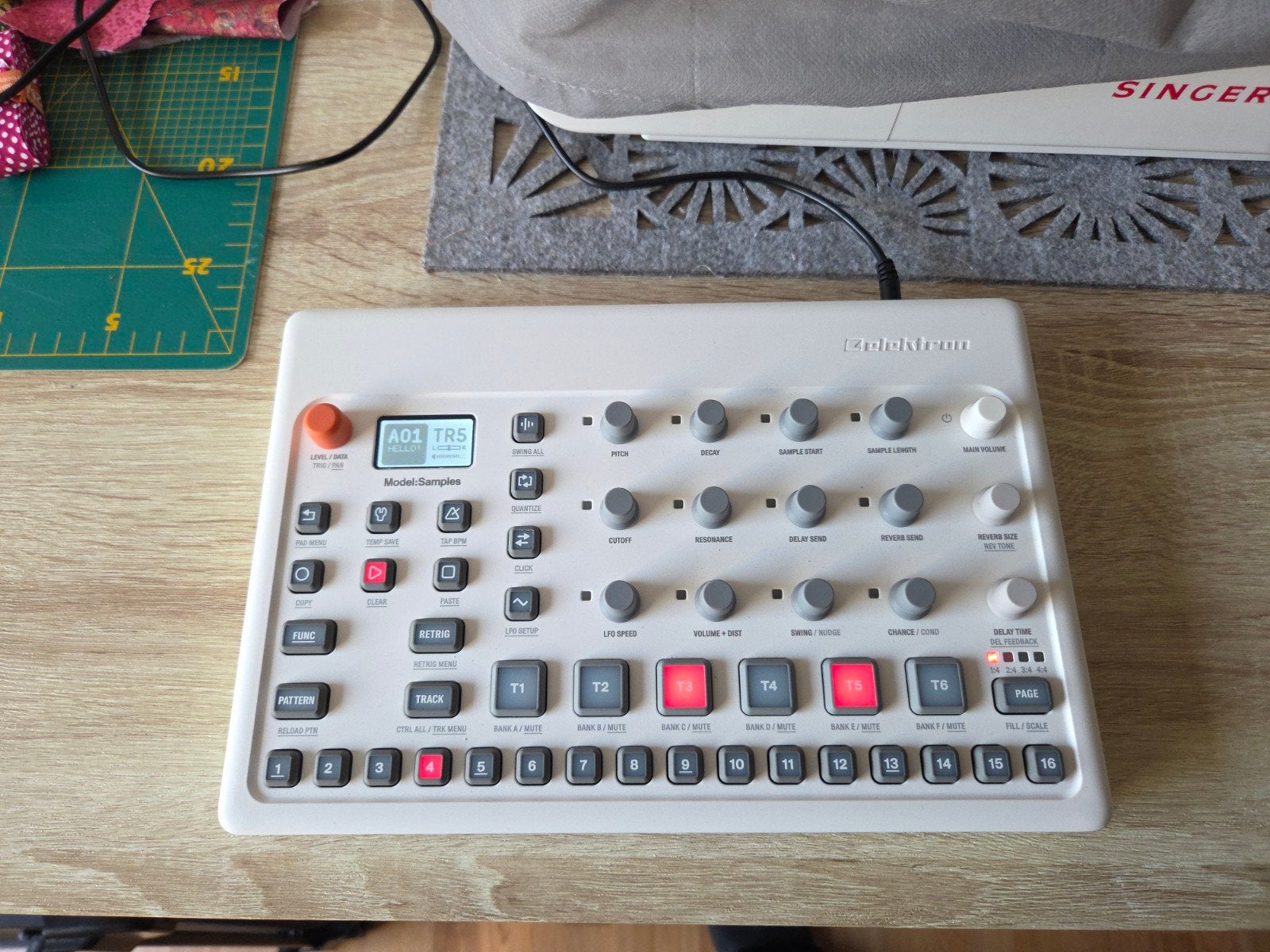 Elektron Model:Samples - Sampler en Sequencer, Overige merken, Zo goed als nieuw, Met midi-aansluiting, Overige aantallen