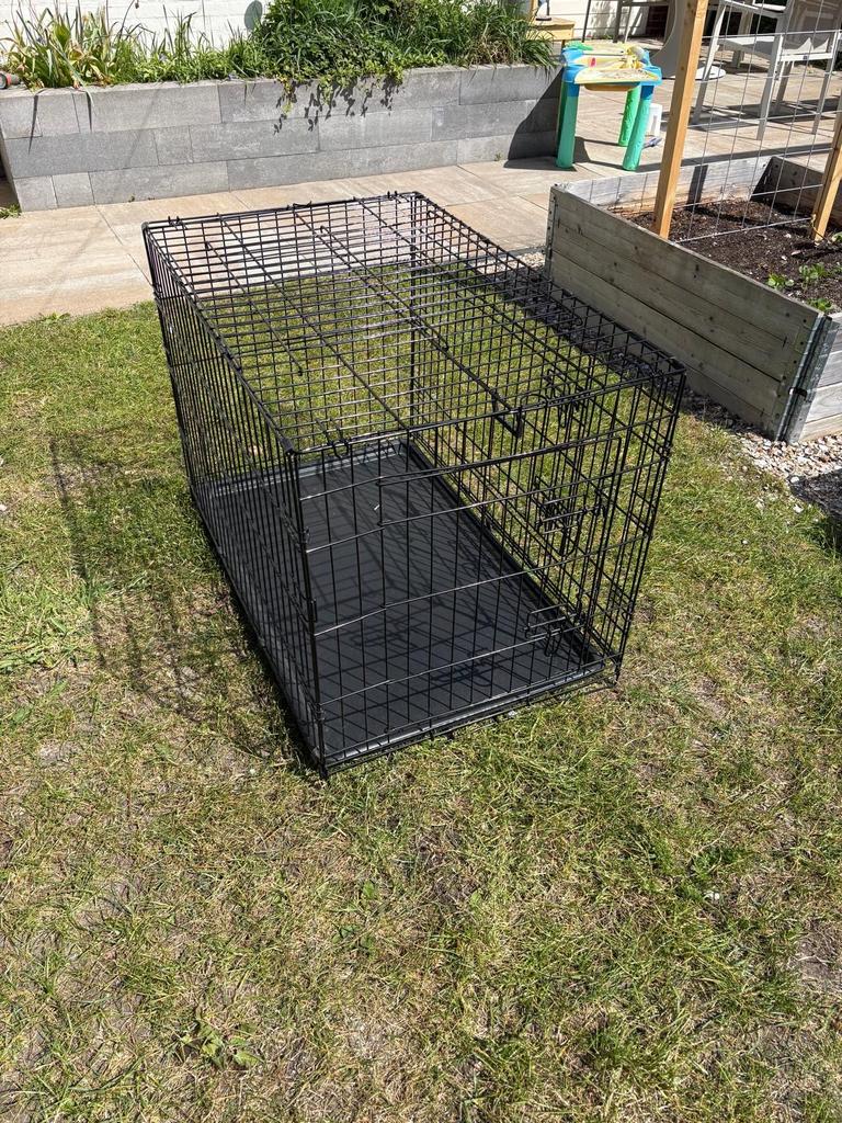 Grote honden bench 90cmx57cmx63cm, Dieren en Toebehoren, Ophalen, Gebruikt