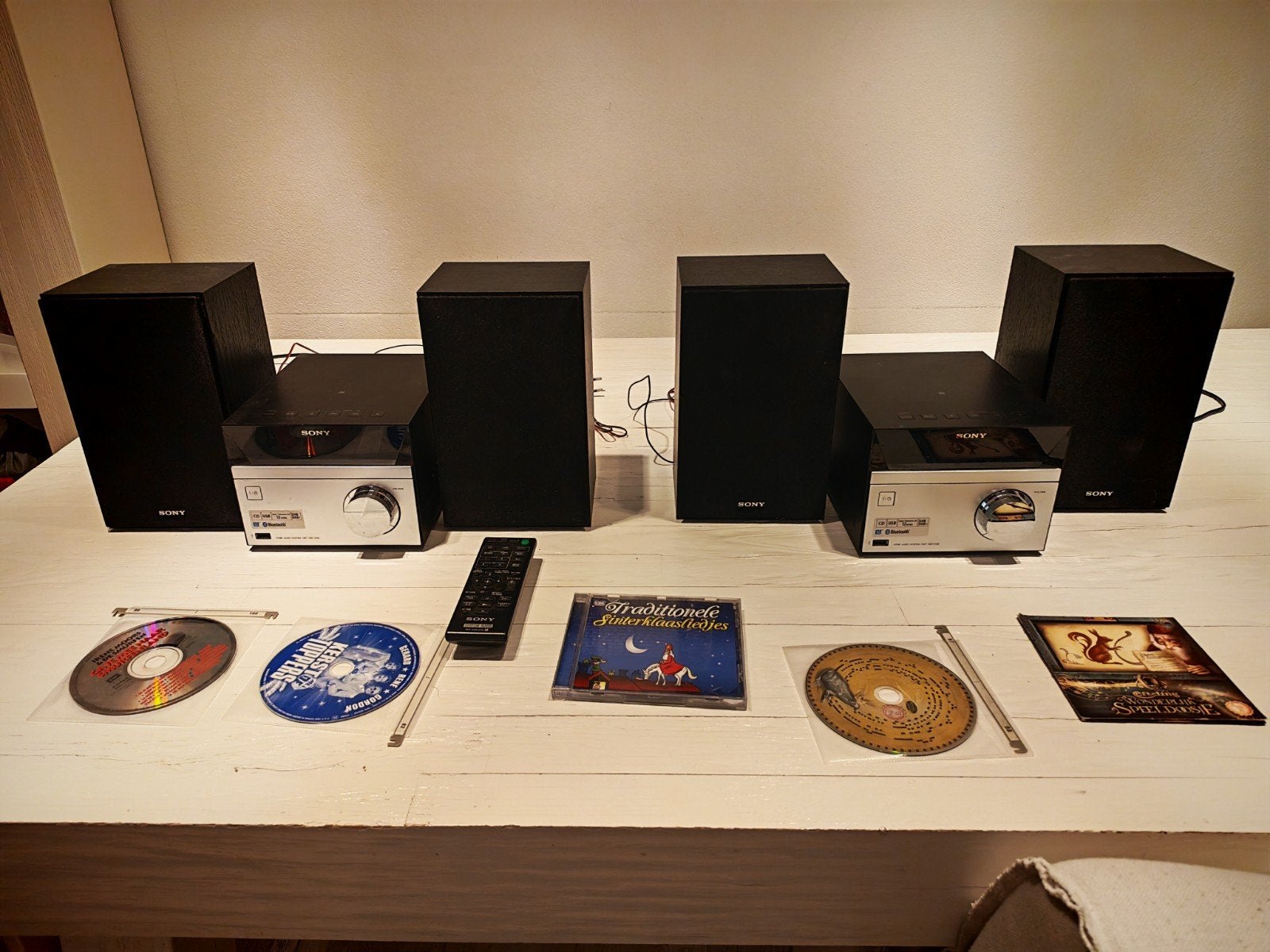 2x Sony CMT-SBT20B: CD, DAB+, Bluetooth, USB + CD's, Ophalen of Verzenden, Sony
