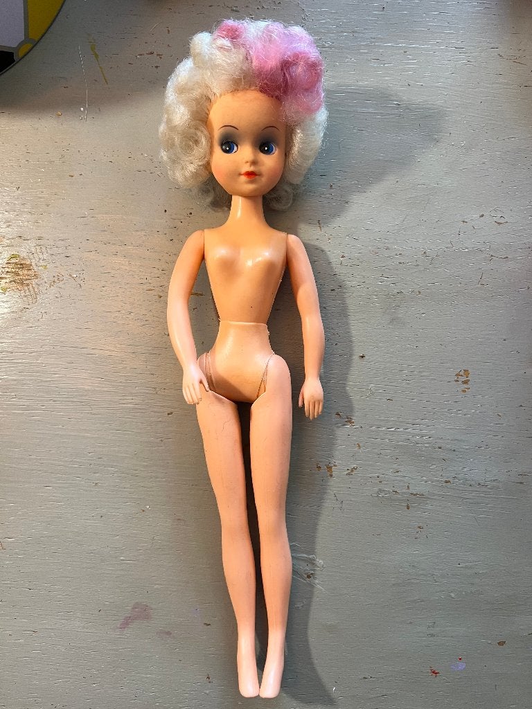 Vintage retro Fleur Sindy Barbie barbiepop funky roze haar, Ophalen of Verzenden, Gebruikt, Fashion Doll