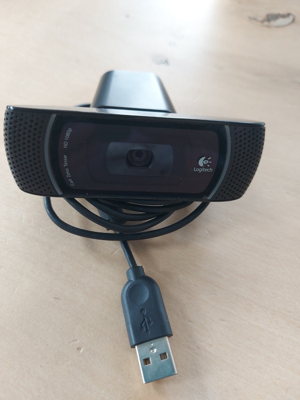 Logitech C920 HD 1080p Webcam - Carl Zeiss Tessar lens, Computers en Software, Gebruikt, Logitech, Ophalen of Verzenden, Monitorclip
