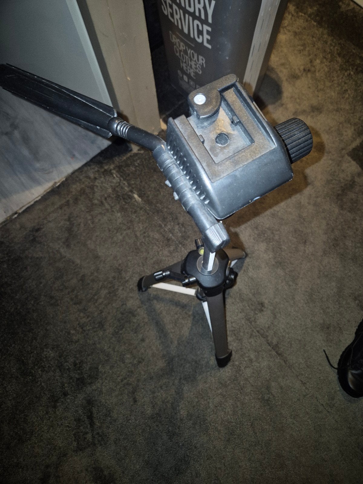 KONIG KN-TRIPOD40 Statief - Compact en Veelzijdig, Ophalen, Snelkoppelingsplaat, 125 cm of minder, Driepoot