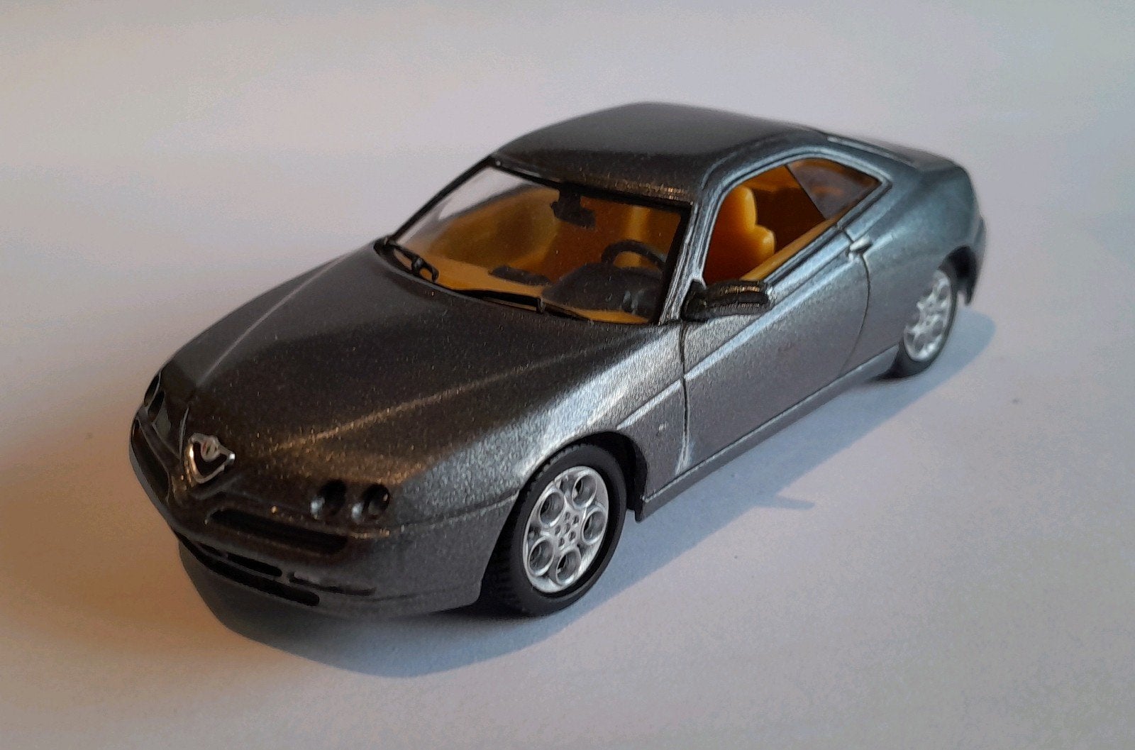 Solido Alfa Romeo GTV, Ophalen of Verzenden, Gebruikt, Auto, Solido